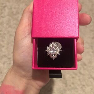 Elegant 18K White Gold Filled Gemstone Ring